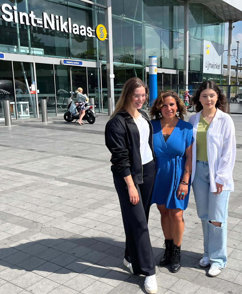 vlnr: Fien Uytdenhouwen, Sara Weemaes, Emma Nersisyan, © Sara Weemaes